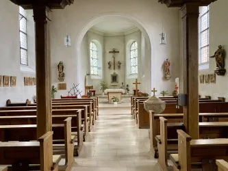 Katholische Kirche Sankt Laurentius Innenansicht