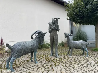 Ziegenhirte mit Ziegen Bornheim