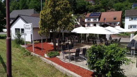 Biergarten II (© Cedric Uhlmann)