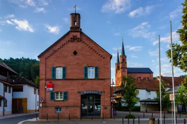 Rathaus und protestanstische Kirche Wilgartswiesen