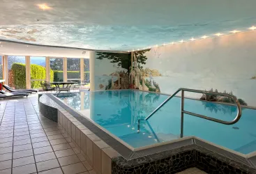 Indoor-Pool (© Hotel Am Hirschhorn)