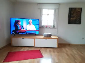 Wohnzimmer Fernseher (© Christa Apel)