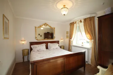 Suite Kapellens Rosengarten - Schlafzimmer, Bild 2 (© No. 31 – Bed & Breakfast im Rosengarten)