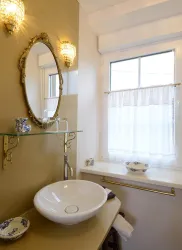 Suite Kapellens Rosengarten - Ensuite-Badezim. (© No. 31 – Bed & Breakfast im Rosengarten)