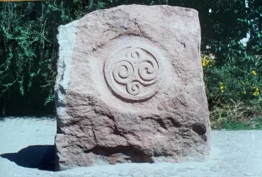 Steineprojekt-Jahreszeitenstein-Lambrecht (Pfalz)
