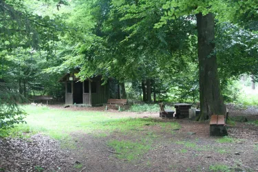 Rastplatz u. Schutzhütte Kaisergarten