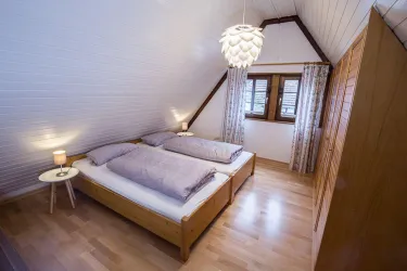 Schlafzimmer Ferienhaus Lindelbrunn (© Andreas Becker)