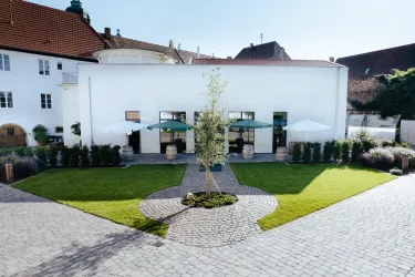 Außenansicht Weingut Klein (© Weingut Klein)