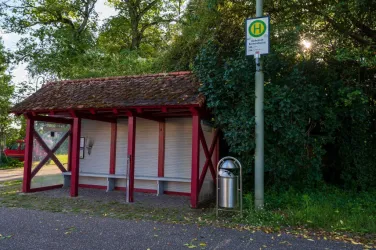 Bushaltestelle Buswendeplatz (© Tourismusverein SÜW Bad Bergzabern e.V.)