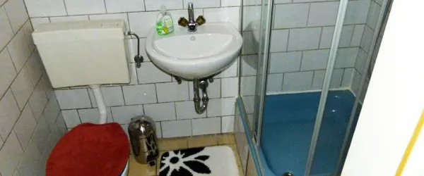 Badezimmer 3-Bettwohnung