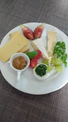 Käseteller (© Weingut Wind-Rabold)