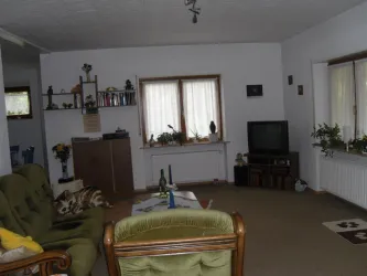 Wohnzimmer, Bild 1 (© Margret George)