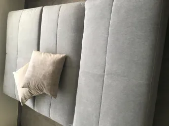 Couch2 (© Annika Hand)
