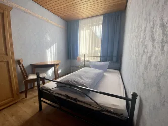 Zimmer 2 Einzelzimmer (2)