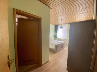 Zimmer 3 Innenansicht Flur quer