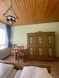 Zimmer 3 Innenansicht hoch (2)