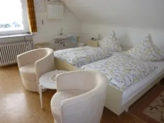 Schlafzimmer 2