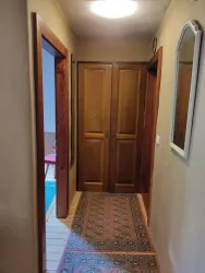 Flur (Schrank begehbar)