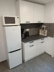 Voll ausgestattete Küche, Kühlschrank, Kaffeem., Wasserkocher