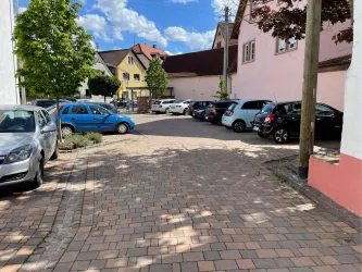 Parkplatz am Marktlerplatz (© Bernard)