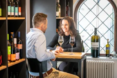 Wormser Vinothek innen (© Dominik Ketz / RPT)