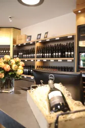 Vinothek Theke