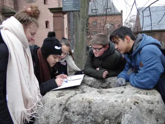 Kinderstadtrallye am Siegfriedstein (© TI Worms)