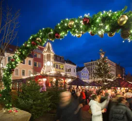 Worms im Advent (© Bernward Bertram)