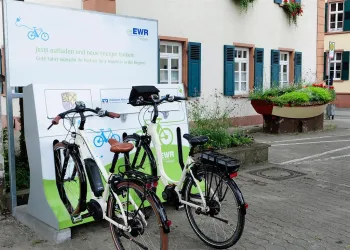 E-Bike ladestation Rheindürkheim (© EWR)