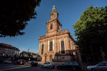 Dreifaltigkeitskirche am Marktplatz (© Bernward Bertram)