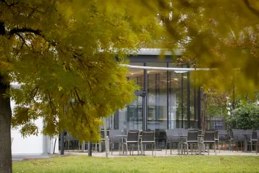 Frühstücksterrasse (© Landhotel Altes Wasserwerk - Melanie Hubach)