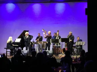 Jazzworkshop Musiker auf der Bühnen im V-B-H (© Dr. Susanne Gierlich)