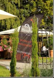 Schild (© Restaurant Weisbrod)