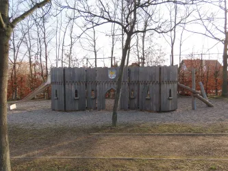 Kletterhaus in Stadtmaueroptik (© EM / Urlaubsregion Freinsheim)