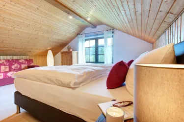 Schlafzimmer 1