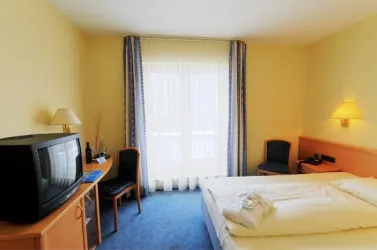 Doppelzimmer mit französischem Bett
