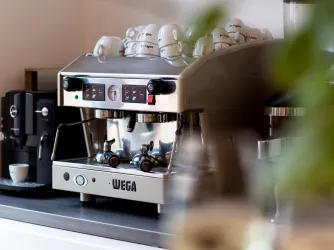 Kaffeeautomat in der Vinothek