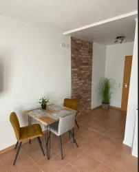 Esszimmer 1.1