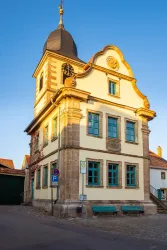 Das Rathaus gehört zum historischen Kern Leistadts