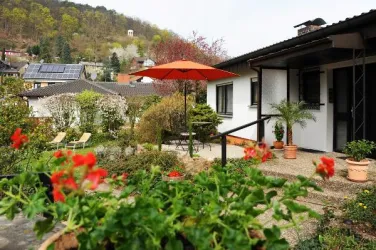 Blick vom Garten zur Schäferwarte