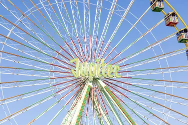 Das kultige Riesenrad auf dem Wurstmarkt