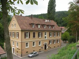 Hausansicht_Foto1
