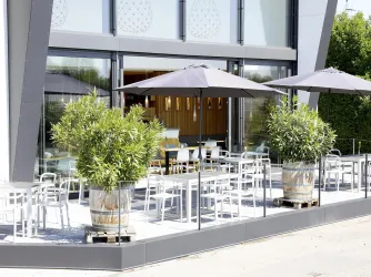 Terrasse Vinothek Weinwinkel (© Stadt Bad Dürkheim)