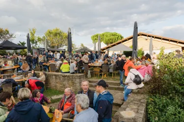 Das gibts auch: leckeres Essen und Trinken.