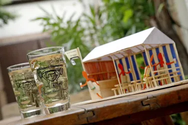 Detail Schoppenglas und Schubkarchstand (© Melhubach Photographie)