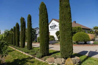 Außenansicht Weingut (© Weingut Hauer)