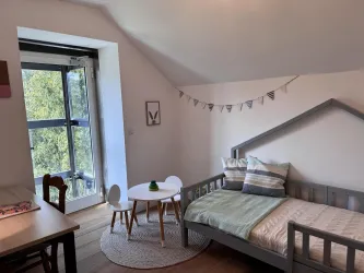 Kinder- und Arbeitszimmer