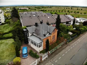 Straßenansicht
