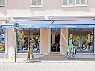 Aussenansicht auf den Amling Men Store