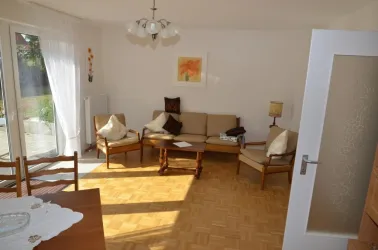 Wohnzimmer mit Sitzgruppe